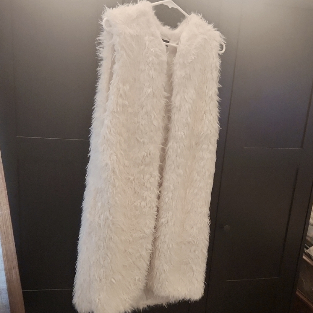 Long Love Cream Faux Fur Vest With Pockets 35.5"